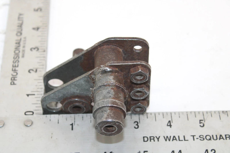 Yamaha Enticer 340 Deluxe Oem Left Side Skid Rail Bracket 8E3-47463-00-00 SY129