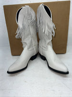 New Women’s White Fringe Capezio Cowboy Boots. L 697 7.5 7 1/2 M. 17-66