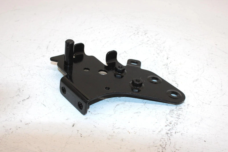 2009 Polaris Trail Boss 330 Oem Rear Brake Pedal Mount 1910764-067 AP181