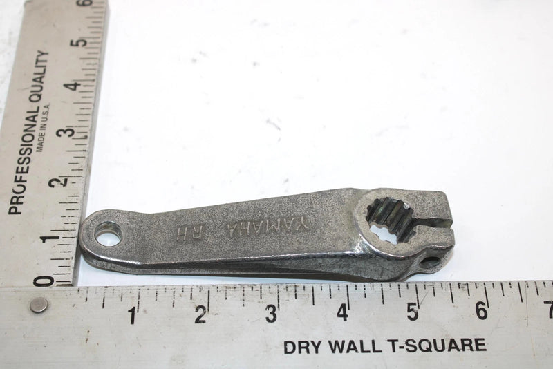 1988 Yamaha Xlv Oem Right Steering Arm 8K4-23852-00-00 SY128
