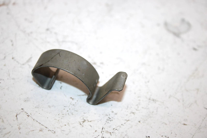 08 Yamaha Fx Nytro Rtx Oem Airbox Cover Hook 8GL-14436-00-00 SY90