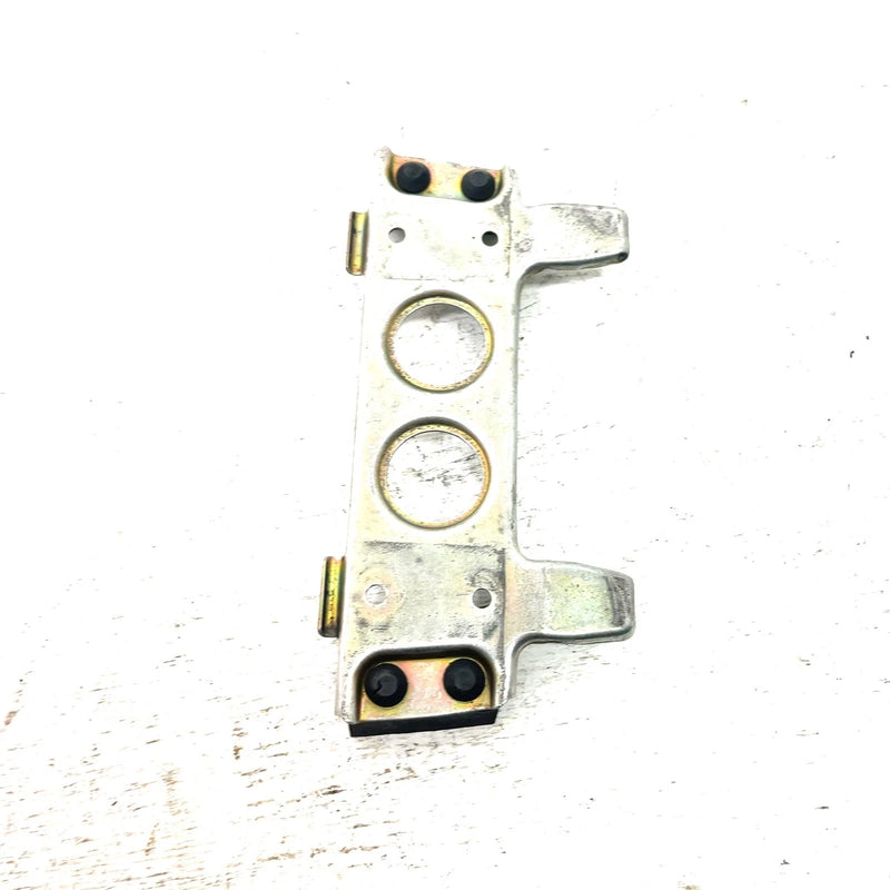 85-87 Honda ATC250SX OEM Rear Fender Catch 80101-HA6-680 AH97