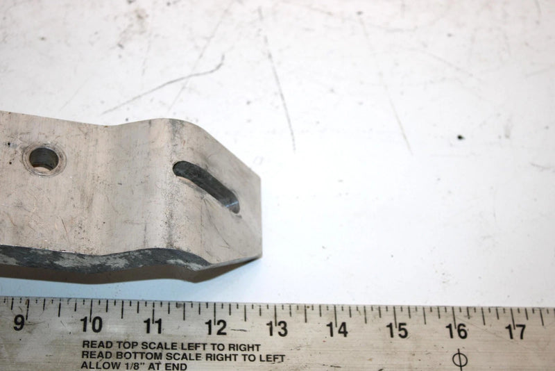 99 Polaris Xc 500 Oem Left Engine Motor Mount Plate 5131876 SP9