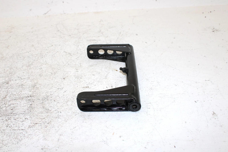 2003 Polaris 800 Xc Sp Edge Oem Rear Pivot Arm W/Shaft  1541707-067 SP35