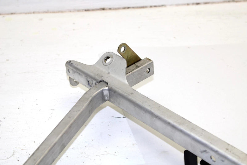 2004 Ski-doo Gsx 500ss Oem Upper Cross Member 518324739 SS112
