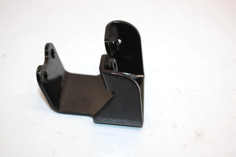 92 Yamaha Ovation Le Oem Engine Bracket 1 85L-21411-00-00 SYS