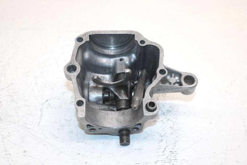 1999 Yamaha  Bear Tracker 2wd Oem Left Crankcase Cover 4BD-15100-12-00 AY50