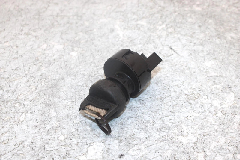 2004 Polaris Trail Boss 330 Oem Ignition Key Switch 4081556 AP117