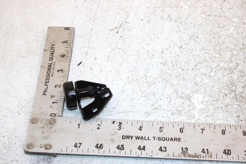 2000 Polaris Xplorer Oem Muffler Support W/Dampner 3022073 5243199-067 AP169