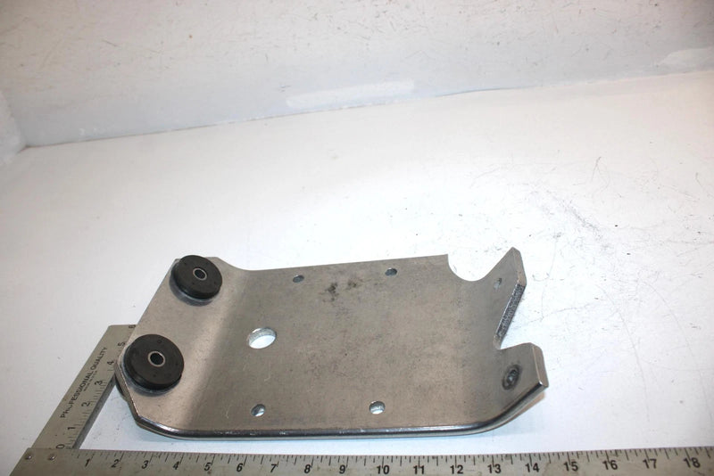 94 Polaris 500 Efi Oem Engine Mount Plate W/Dampners 5222867 SP129