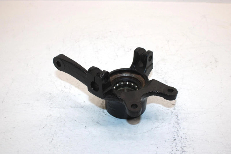 2005 Arctic Cat 500 4x4 Oem Right Steering Knuckle 0505-446 AA1