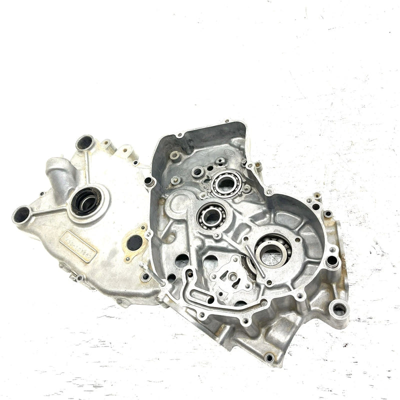 99-02 Arctic Cat 250 2x4 OEM Crankcase 3402-528 AA31