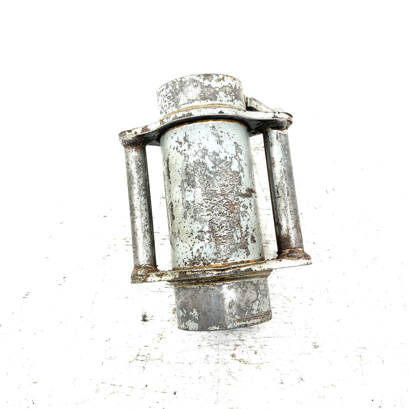 2000 Yamaha Warrior 350 YFM350X OEM Rear Axle Housing 3GD-25311-11-35 AY67