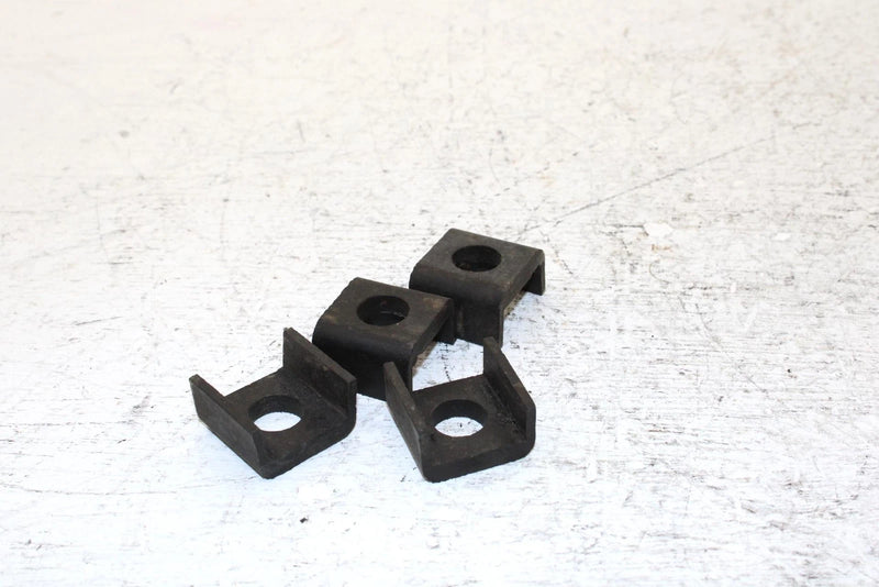 2000 Kawasaki Prairie 300 Oem Gas Tank Rubber Dampner Set 92160-1773 AK31.1