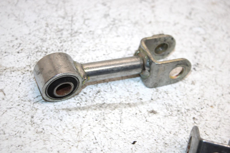 94 Yamaha Vmax 600 Oem Torque Stop W/Bracket 8AB-21315-00-00 SY2