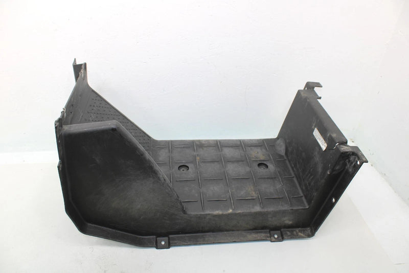 2015 Yamaha Viking Vi Oem Centre Front Foot Rest Cover 1XD-F7413-00-00 XY0.2