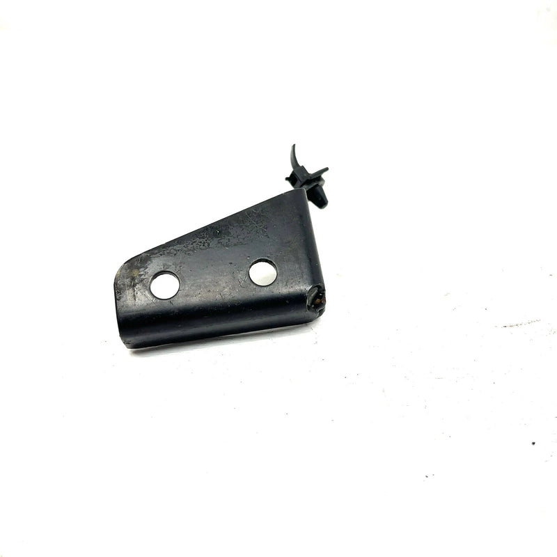 03 Bombardier Traxter 500 4x4 Auto OEM Front Engine Mount Bracket 707000082 AB15