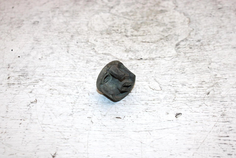 1995 Arctic Cat Z 440 Oem Carb Cable Retainer 0770-037 SA13