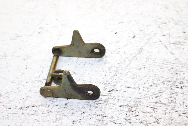 1992 Kawasaki Bayou 220 Oem Seat Hook 27012-1381 AK36