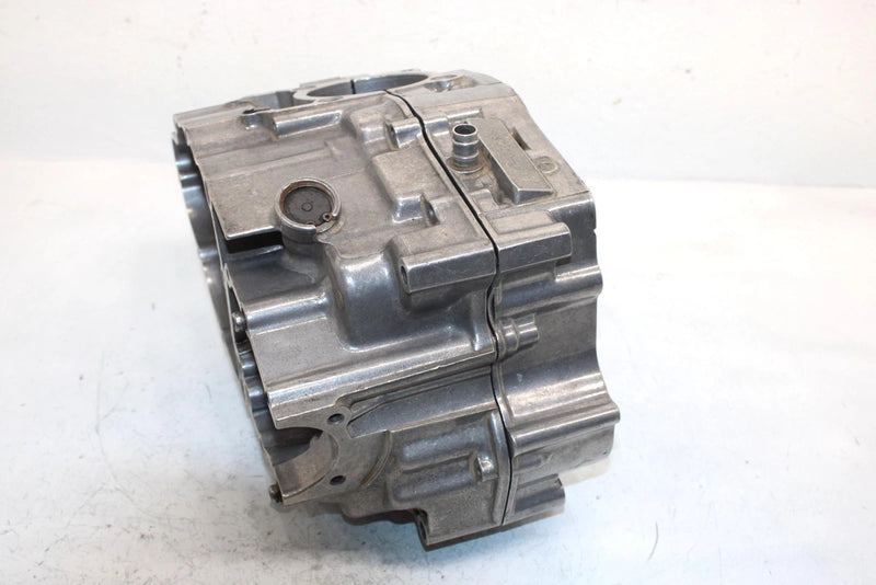 93 Yamaha  Timberwolf  2wd Oem Crankcase 4BD-15100-00-00 AY34