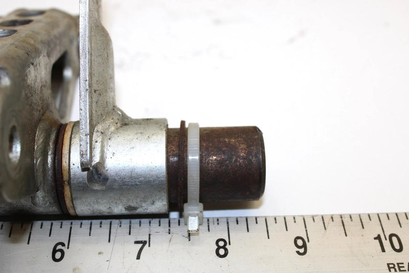2008 Yamaha Fx Nytro Rtx Oem Rear Shock Pivot Bracket 8GL-47349-00-00 SY94