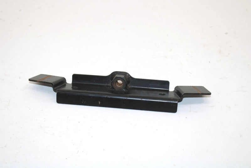 2004 Ski-doo Summit 600 Oem Front Arm Belt Bracket 250000062 SS94