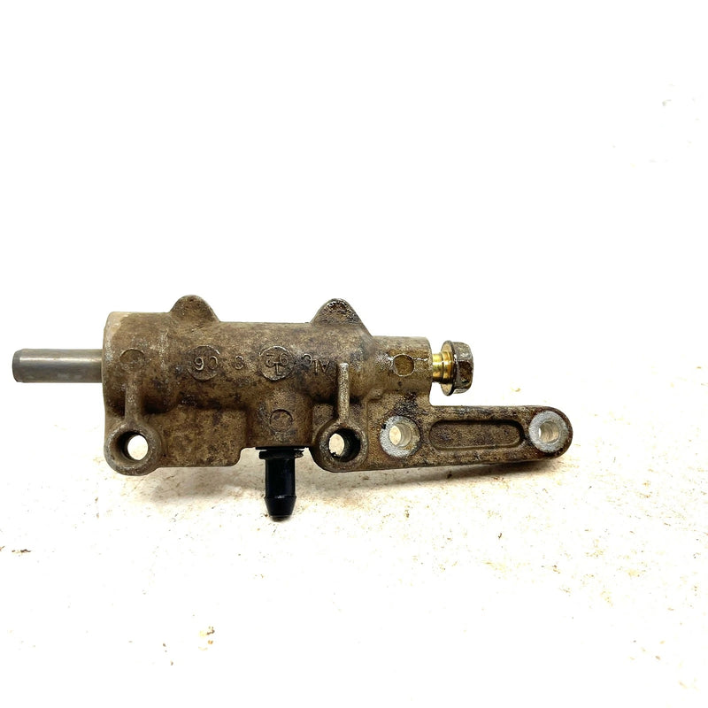 2007 Arctic Cat 700 4x4 Automatic EFI OEM Brake Master Cylinder 1502-153 AA33