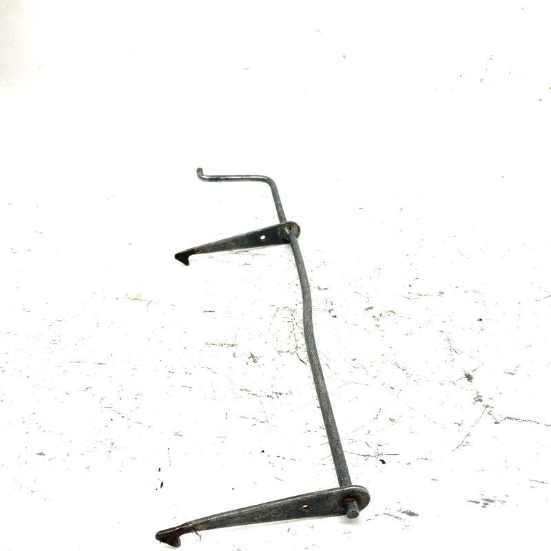 2002 Arctic Cat 375 4x4 Automatic OEM Seat Release 0506-606 AA34