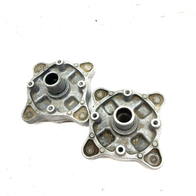 03-04 Polaris Magnum 330 4X4 OEM Front Wheel Hub Pair 5133360 AP218