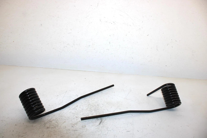 92 Polaris Trail Oem LH,RH R Suspension Spring (Set) 7041246-067 SP136