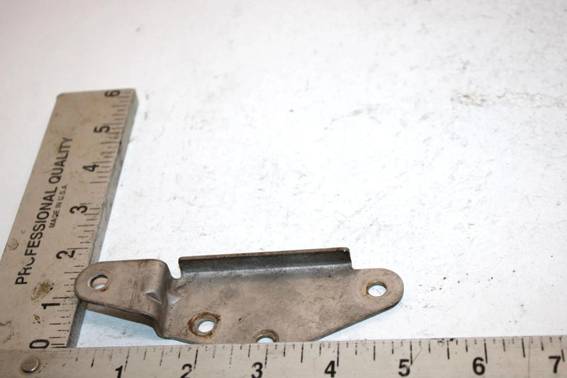1990 Kawasaki 650 Ts Oem Fuel Filter Mount Bracket 11046-3842 JK10