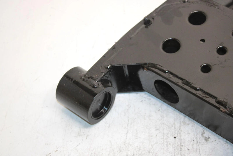 2000 Polaris Magnum 325 Oem Rear Swingarm 1541323 AP65