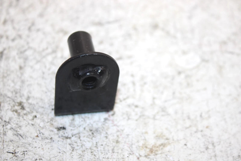 1998 Honda Foreman Fourtrax Oem Rubber Mounting Nut 50607-HM7-700 AH35