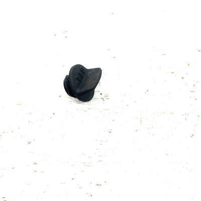 81-86 Honda ATC250R OEM Oil Fill Cap 25611-733-000 AH96