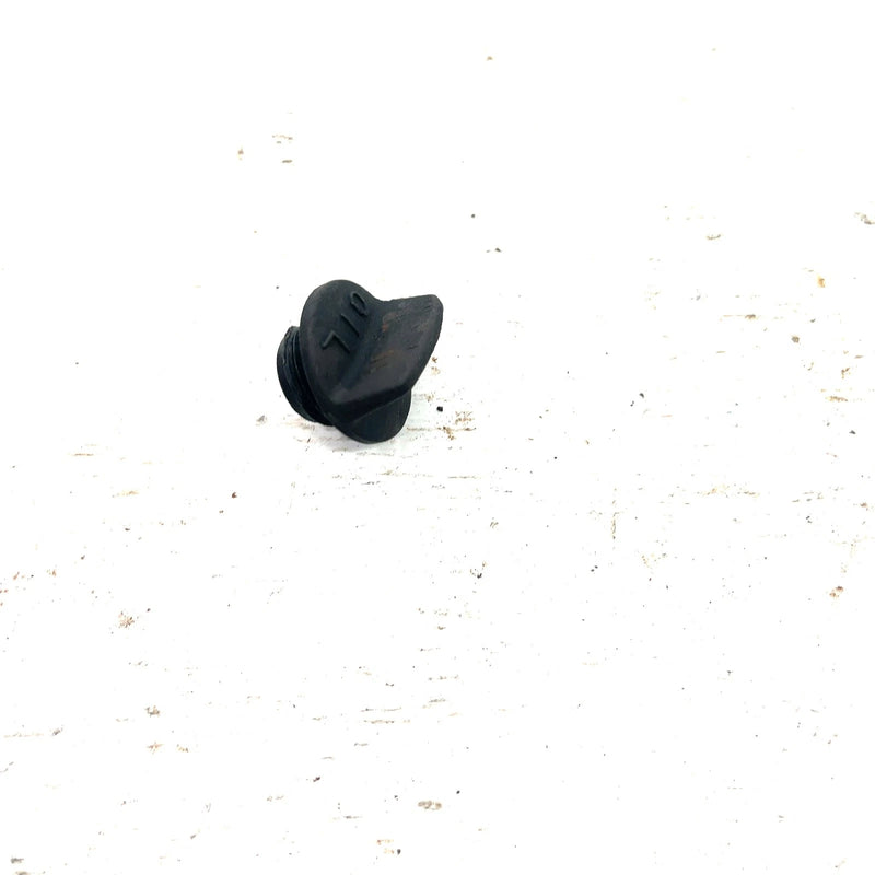 81-86 Honda ATC250R OEM Oil Fill Cap 25611-733-000 AH96