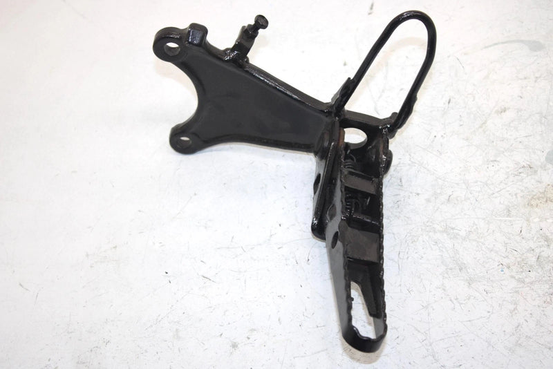 86 Suzuki Lt230s Oem Right Footrest 43510-22A02 43510-22A02-019 AS20