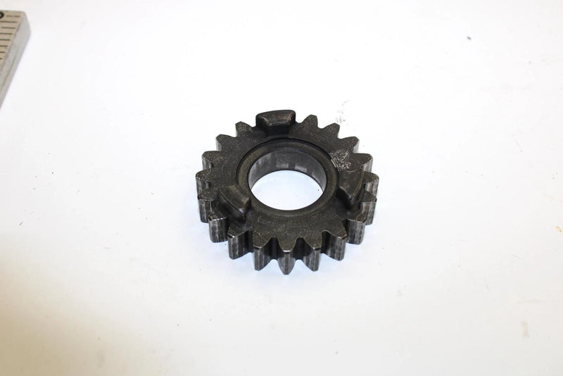 89 Suzuki Quadrunner 160 LT160E 2x4 OEM 4th Drive 20T Gear 24221-02C01 AS16