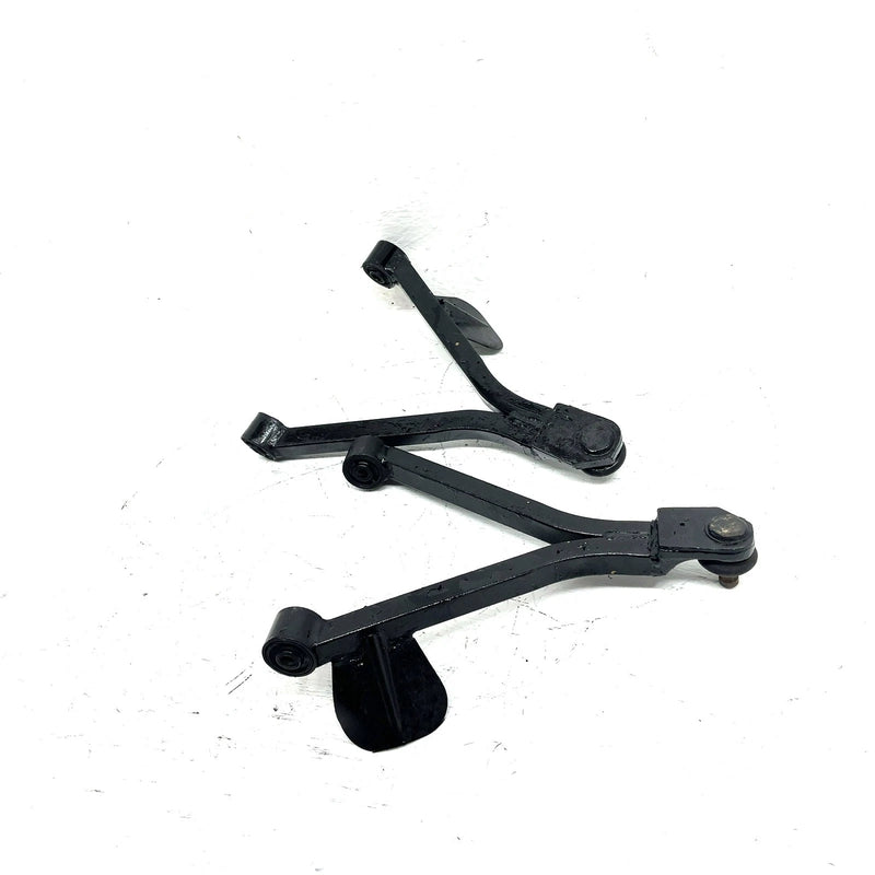98-99 Arctic Cat 300 4X4 OEM Front Lower A Arm Set 0503-204 0503-203 AA42