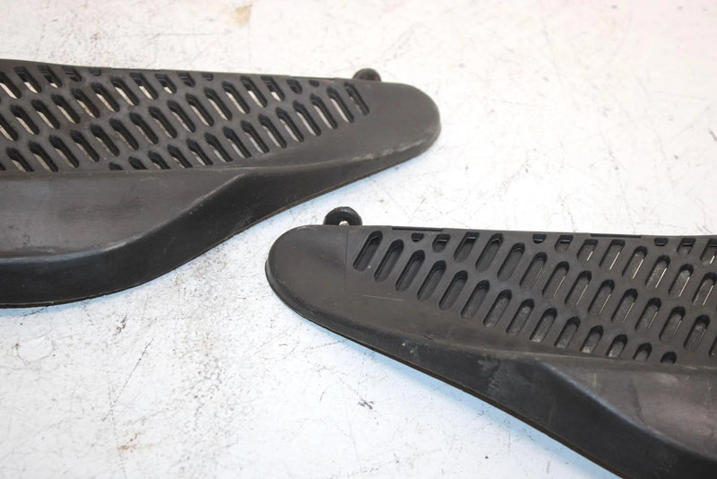02 Ski-doo Grand Touring 500 Oem Intermediate Grill Set 517302031 SS24