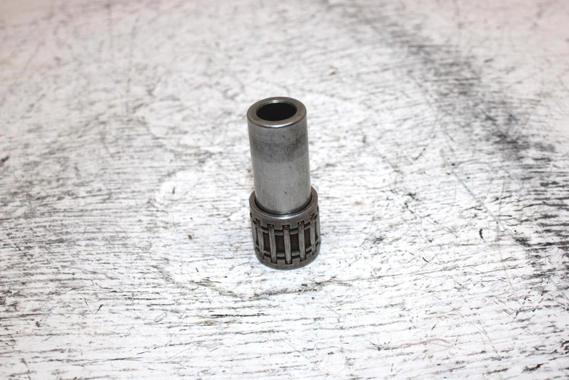 1995 Yamaha Vmax 600 Oem Wrist Pin W/Bearing 8CA-11633-00-00 Q5211
