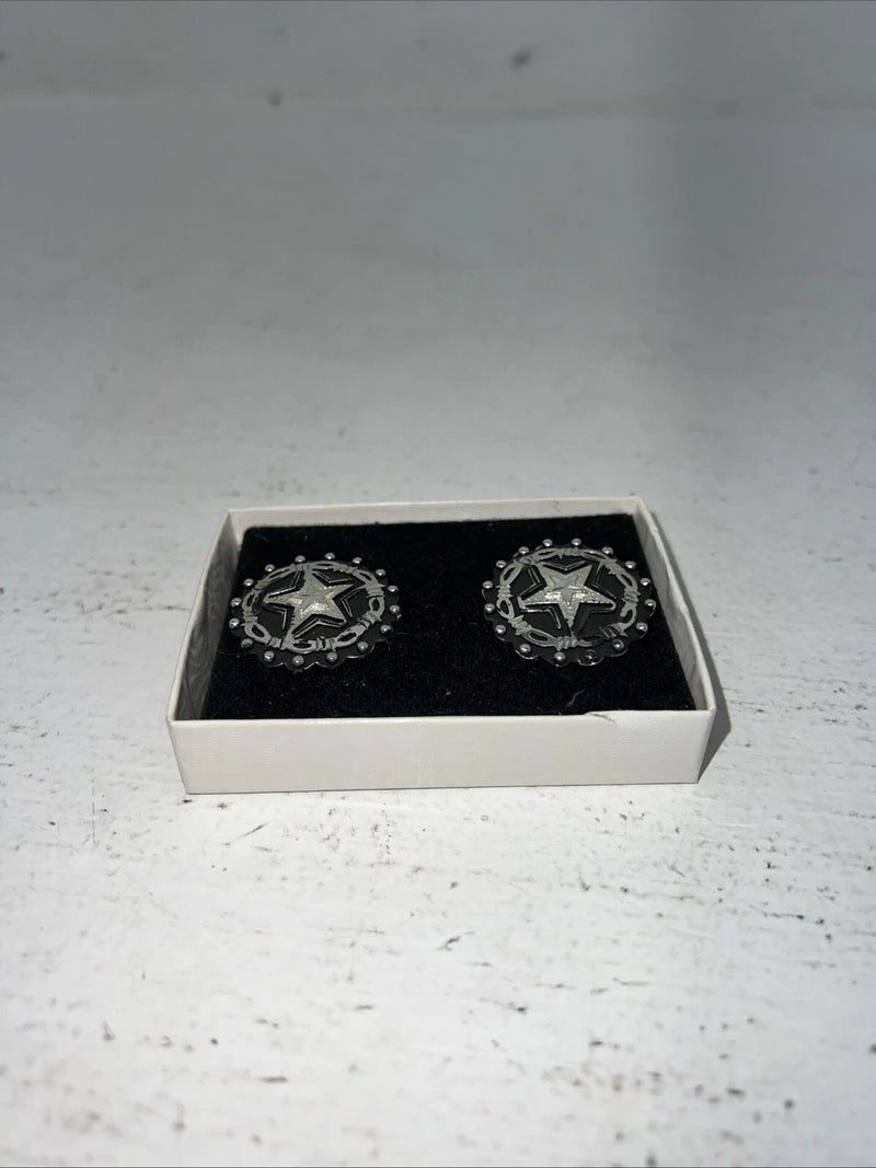 New Women’s Congress Leather Circle Silver Star Earrings. 93148 B-9