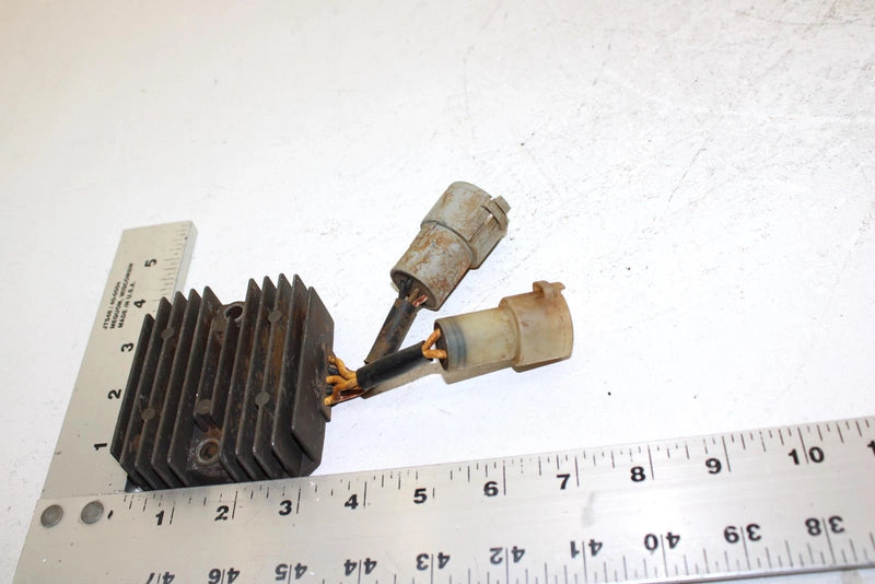 2002 Kawasaki Prairie 650 Oem Voltage Regulator  21066-0047 AK27