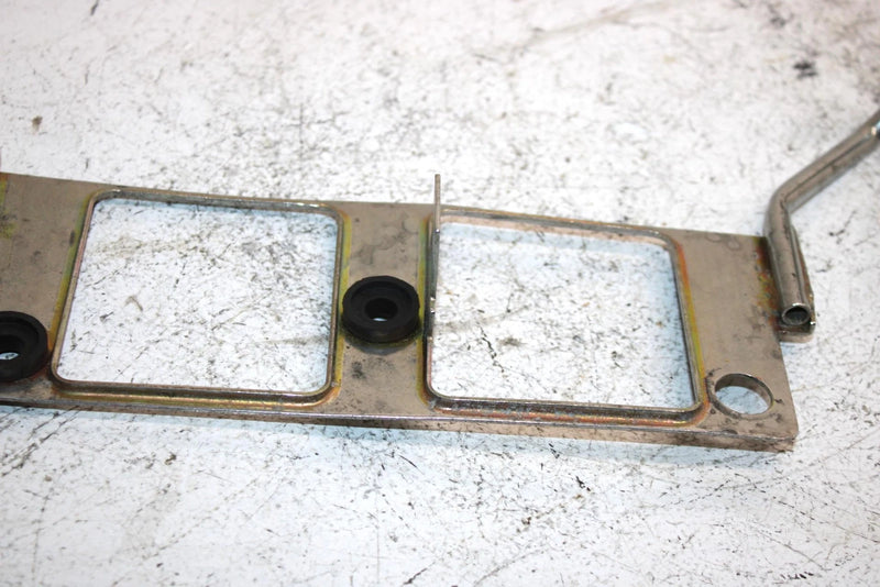 94 Yamaha Vmax 600 Oem Meter Bracket 89A-83519-00-00 SY2