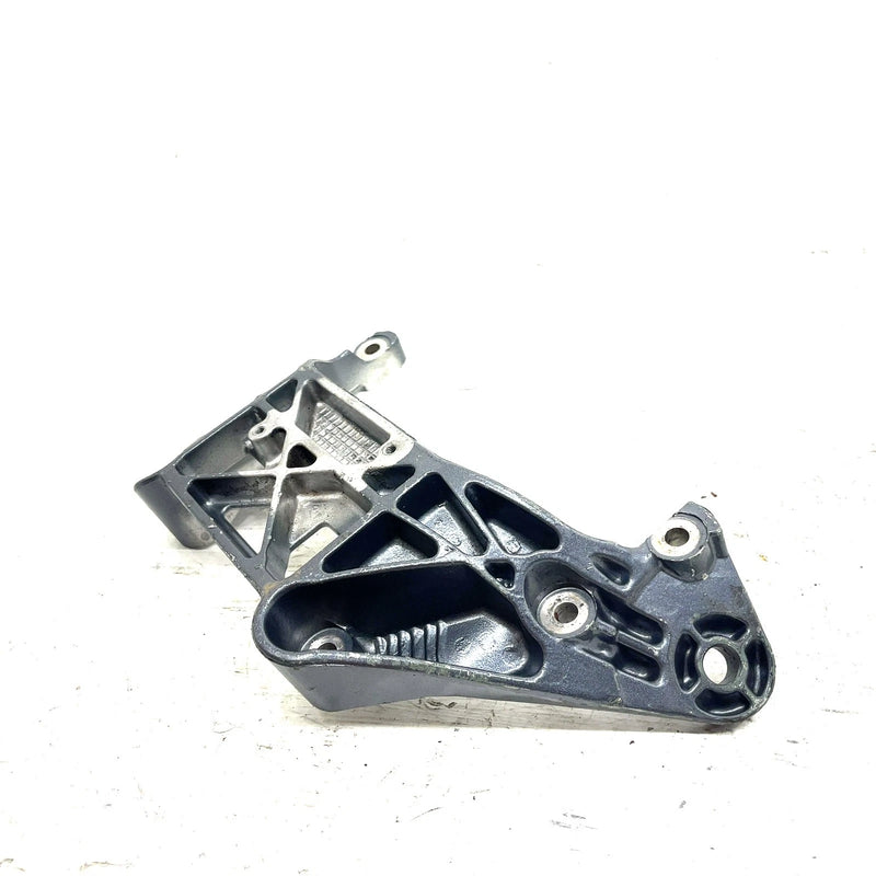 1996 Yamaha WaveVenture 1100 WVT1100 OEM Front Engine Mount 63M-21415-00-94 JY14