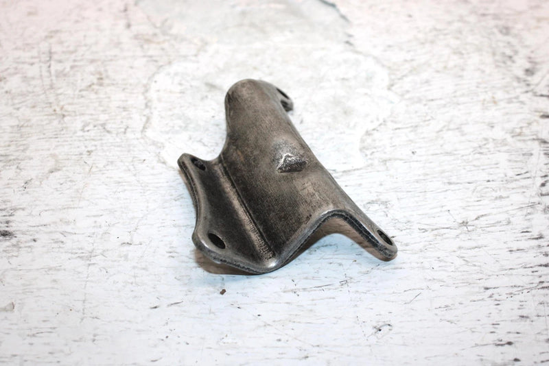 1990 Yamaha  Moto 4 Oem Starter Motor Bracket 24W-81823-00-00 AY5