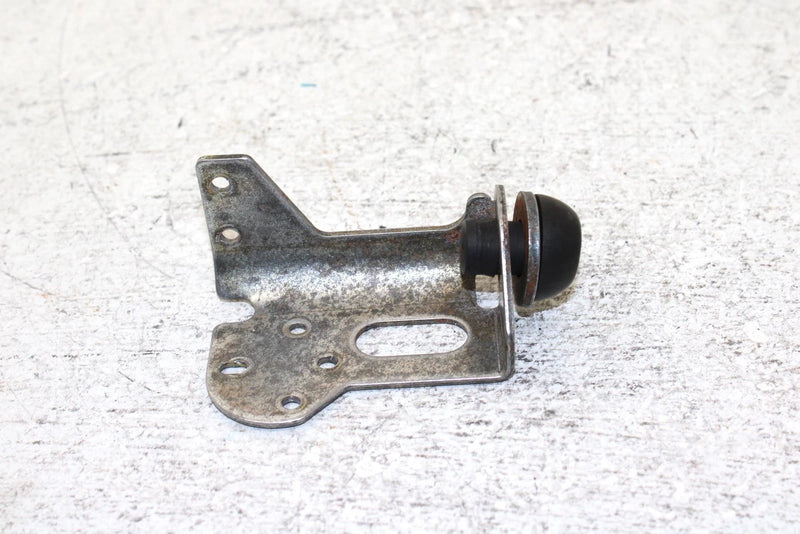 1999 Polaris 500 Xc Oem Fropnt Muffler Bracket 5241832 SP37