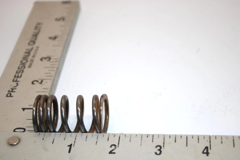 85 Suzuki Quadrunner 250 Lt250ef  Oem Outer Valve Spring 12920-24500 AS14