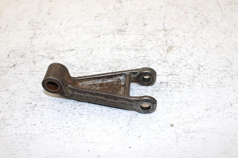 1989 Yamaha Phazer Oem Lower Left Spinle Arm 8V0-2382F-02-00 SY13