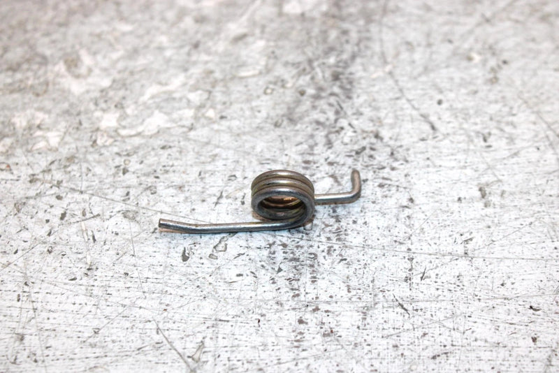 2006 Polaris Sportsman 500 Oem Seat Latch Spring 7041370 AP186