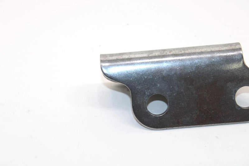 1988 Yamaha Xlv Oem Lower Rear Engine Mount Bracket 8K4-21427-00-00 SY128